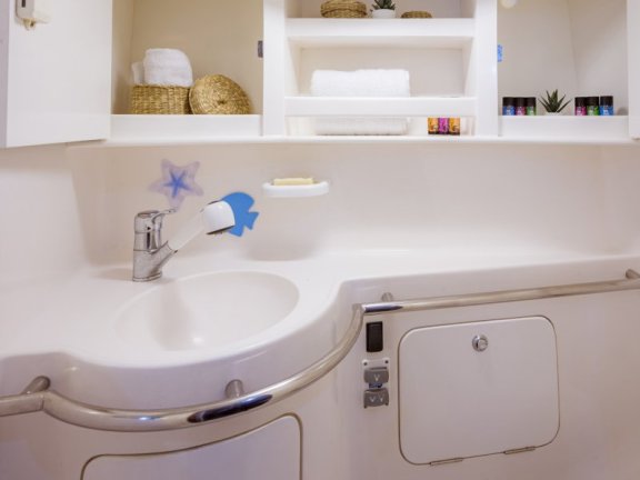 Image of Christianna VIII yacht #41