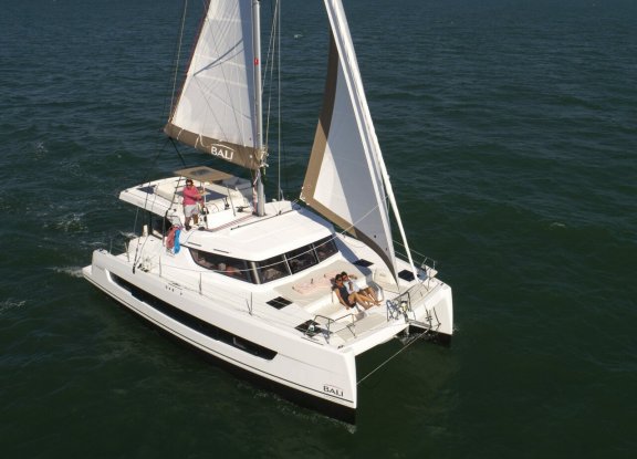 Image of Out of Office yacht #3