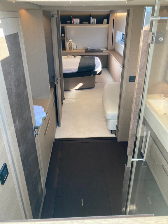 Image of No Name 1 yacht #9