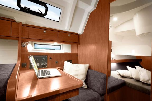 Image of Erato yacht #11