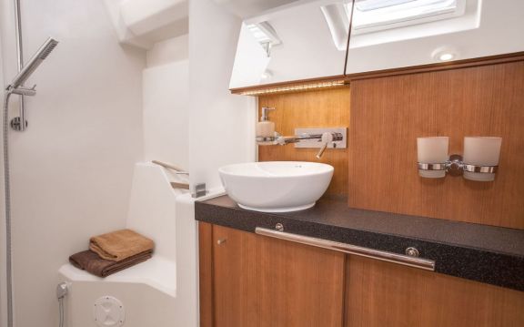 Image of Anse yacht #6