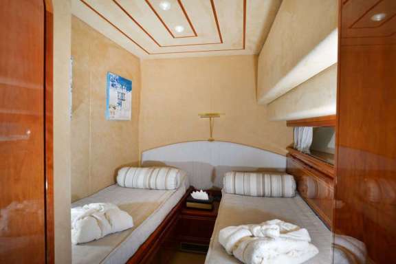 Image of KENTAVROS II yacht #8