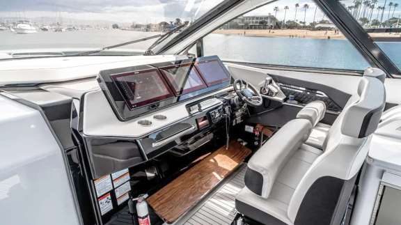 Image of INTERLUDE yacht #9