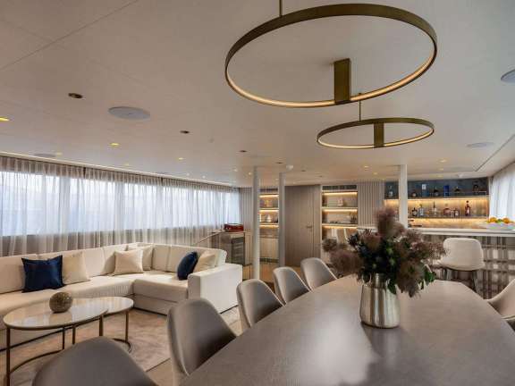 Image of Nocturno yacht #12