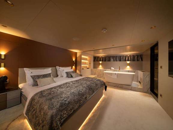 Image of Nocturno yacht #15