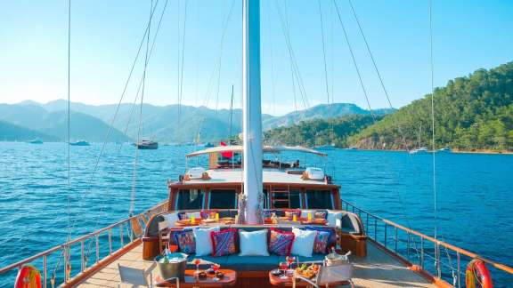 Image of EYLUL 17 yacht #13