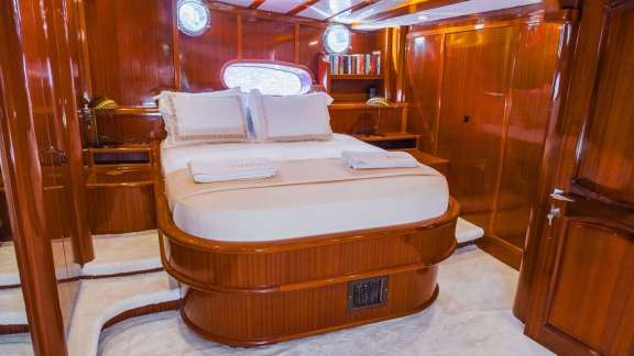 Image of EYLUL 17 yacht #14