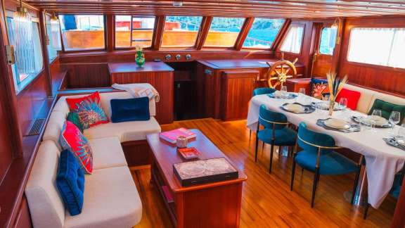 Image of EYLUL 17 yacht #3