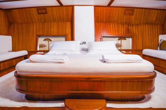 Image of EYLUL 17 yacht #6