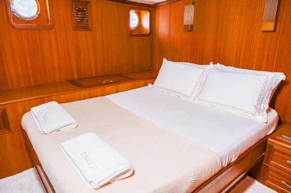 Image of EYLUL 17 yacht #9