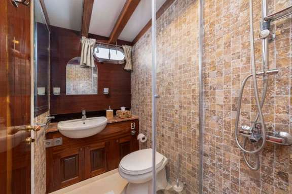 Image of Torini yacht #9