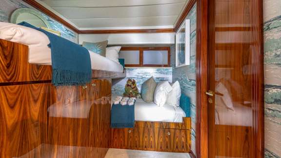*New Addition* 6th Stateroom