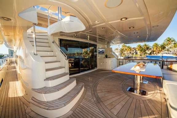 Image of VIVERE yacht #5