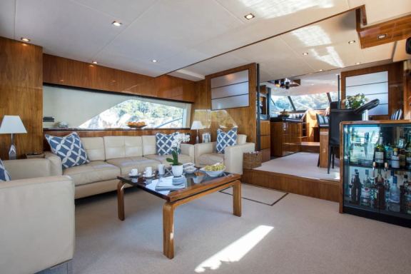 D5 - Main Saloon - Sep 2016