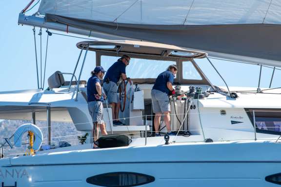 Image of HIGHJINKS yacht #19