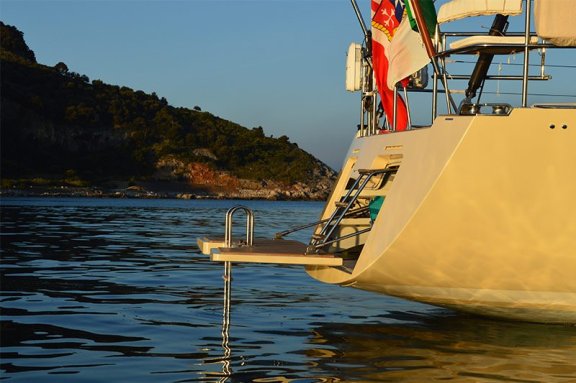 Image of TERRA DI MEZZO 3 yacht #15