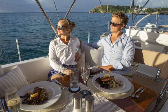 Image of DAMA DE NOCHE yacht #13