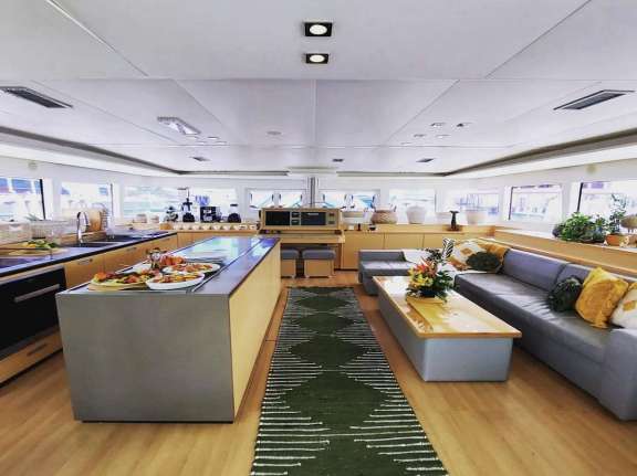 Image of HUNTRESS yacht #2