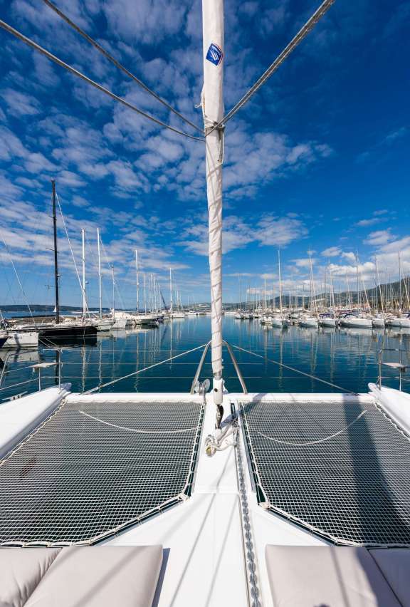 Image of OPAL (Lagoon 620) yacht #5