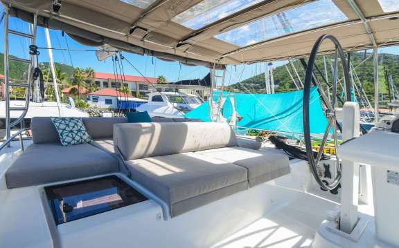 Image of SHANGRI LA yacht #6