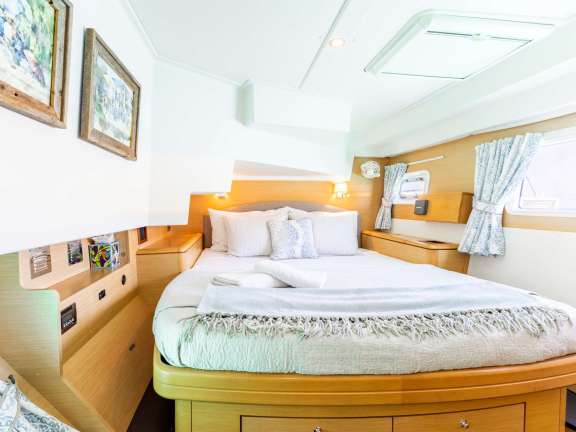 Image of GAMBIT yacht #17