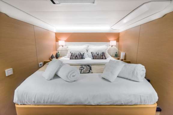 Image of SELENE yacht #6