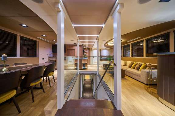 Image of Rara Avis yacht #2