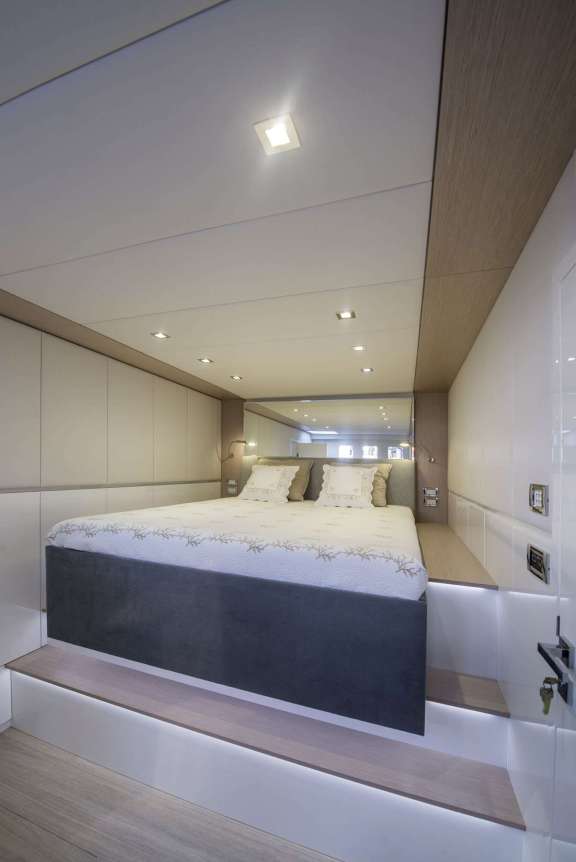Image of MOONDANCE yacht #8