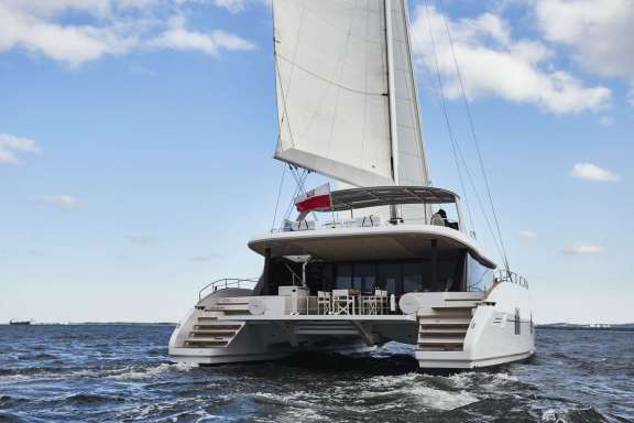 Image of FEEL THE BLUE yacht #12