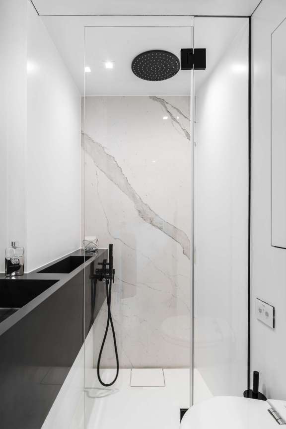 Image of FEEL THE BLUE yacht #8