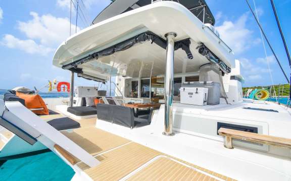 Image of OUI CHERIE yacht #8