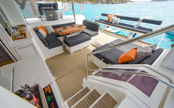 Image of OUI CHERIE yacht #9