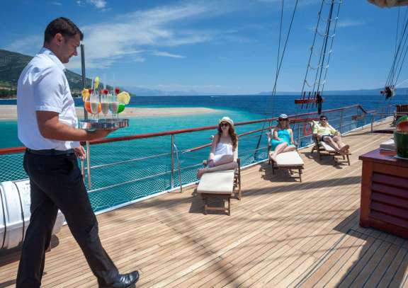 Image of Romanca yacht #12