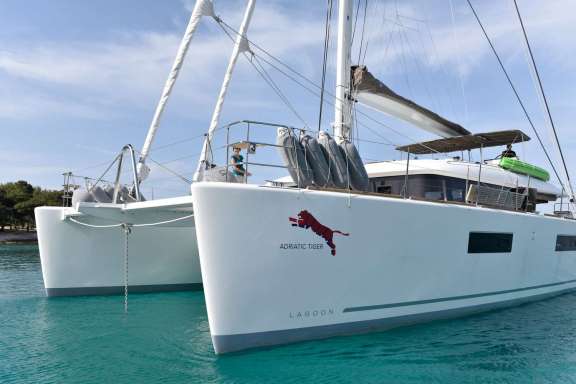 Image of ADRIATIC TIGER (Lagoon 620) yacht #10