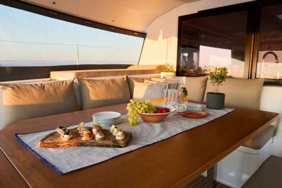 Image of PI 2 yacht #4