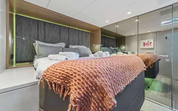 Image of GYRFALCON yacht #15