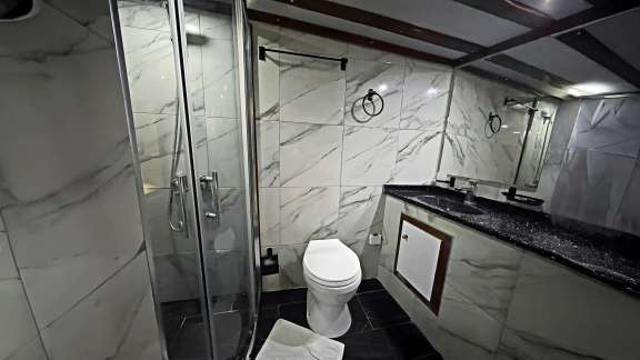 Image of Sirena yacht #7