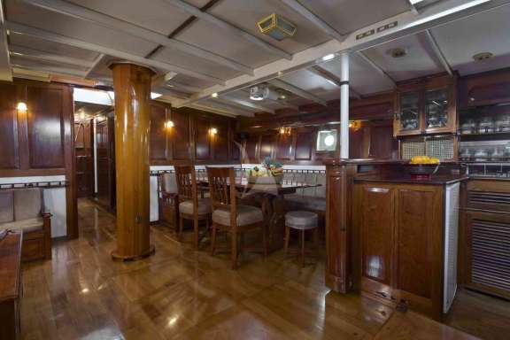 Image of Sunshine yacht #5