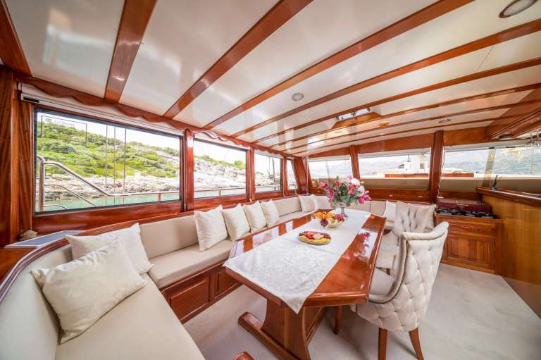Image of Kadena yacht #2