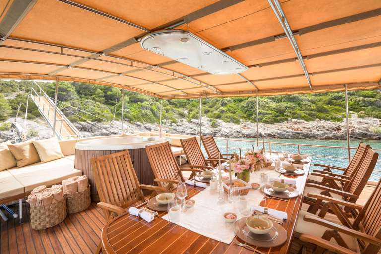 Image of Kadena yacht #3