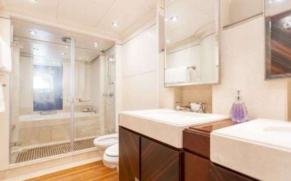 Image of DE LISLE III yacht #7