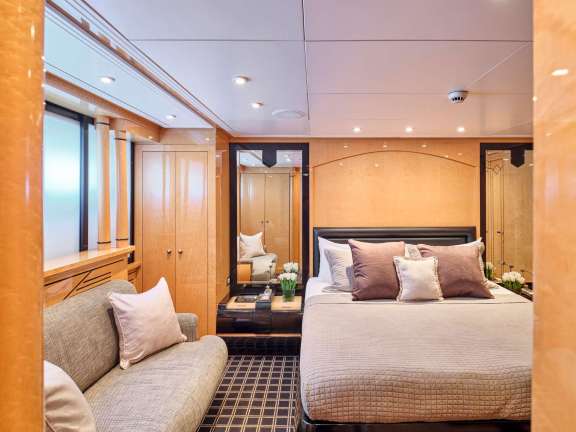 Image of MILOS AT SEA yacht #8