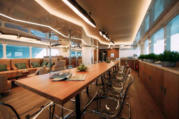 Image of ALICE yacht #4