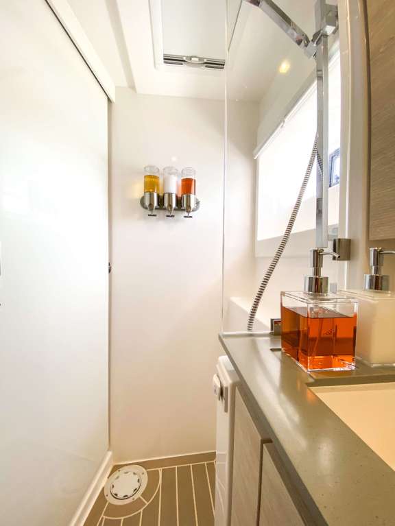 Image of SOUTHERN CHARM yacht #9