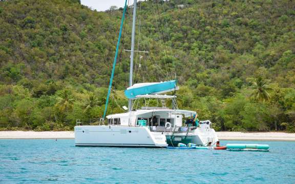 Image of MAKIN MEMORIES yacht #3