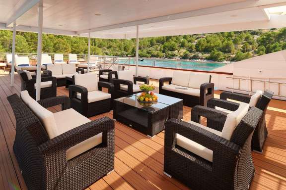 QUEEN ELEGANZA - Lounge area