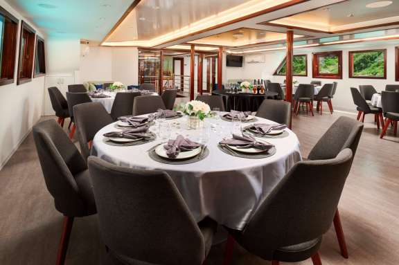 Image of LUPUS MARE yacht #3