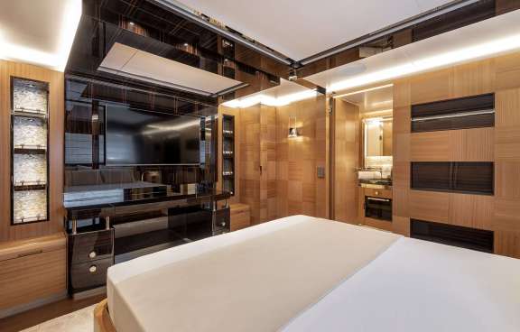 Image of SUNRISE yacht #10