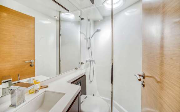 Image of PERPETUAL BLUE yacht #15