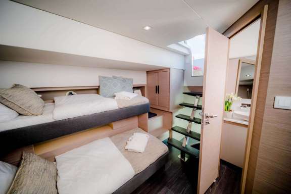 Image of NAMASTE (SAMANA) yacht #10